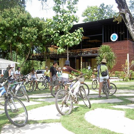 Boutique Raft Resort, River Kwai Ban Huai Maenam Noi Exteriör bild