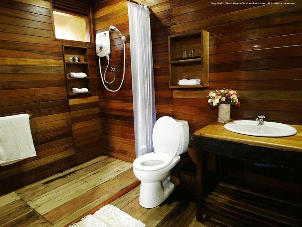 Boutique Raft Resort, River Kwai Ban Huai Maenam Noi Rum bild